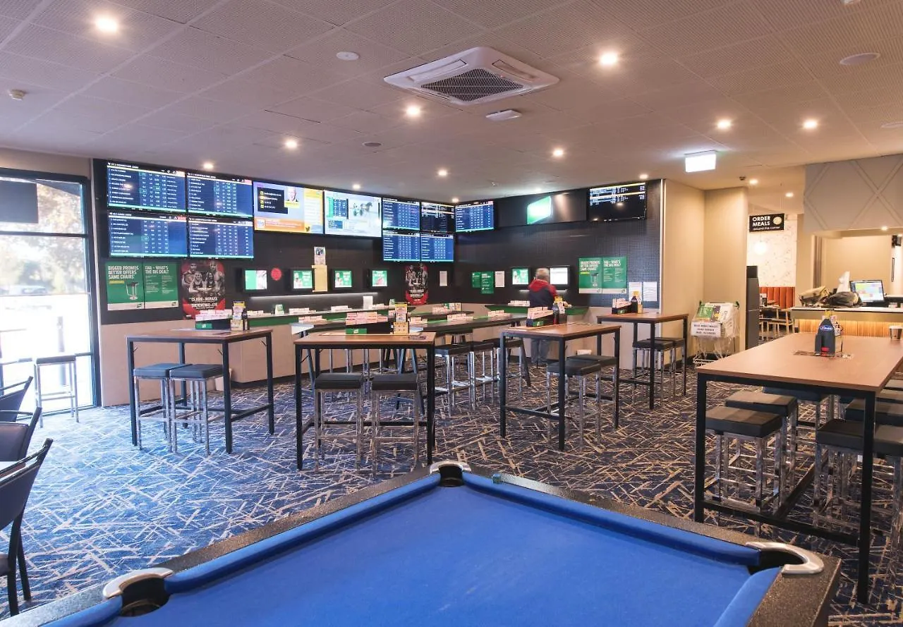 ***  Nightcap At Hendon Hotel Adelaide Australia