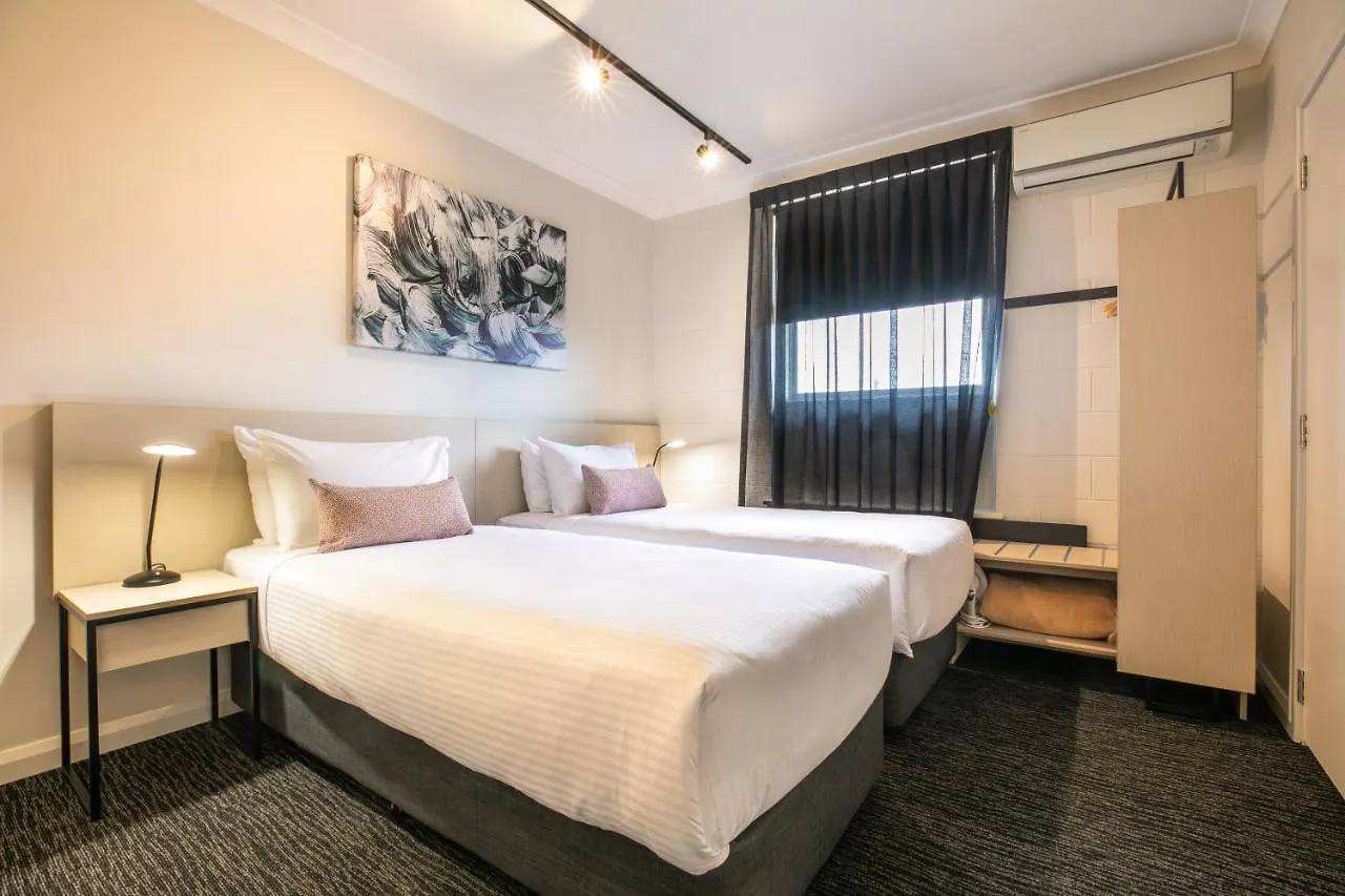 ***  Nightcap At Hendon Hotel Adelaide Australia